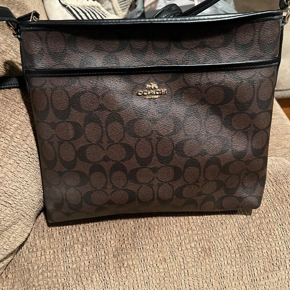 Coach crossbody and wallet - Picture 6 of 6